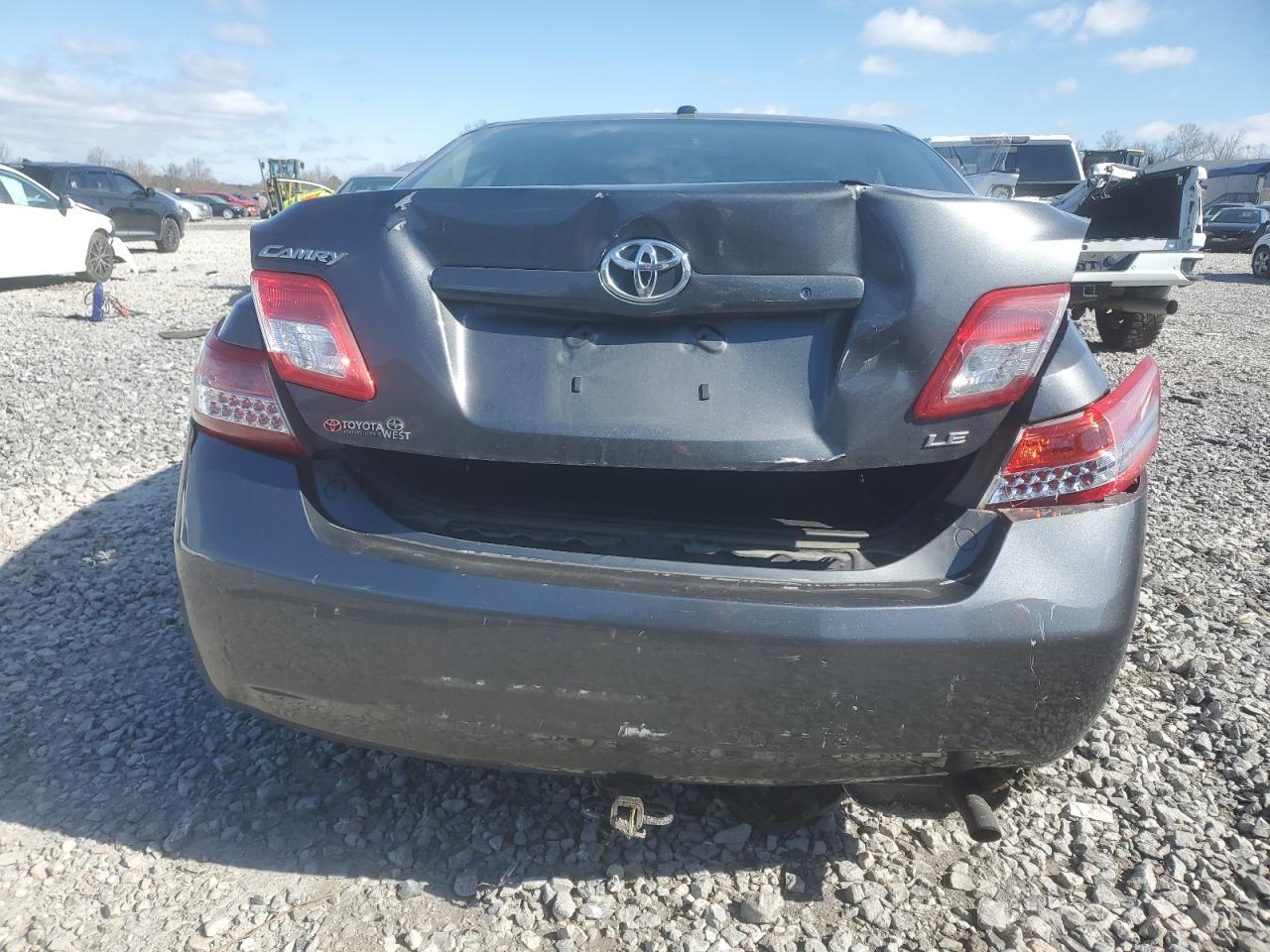 2011 Toyota Camry - Image 6