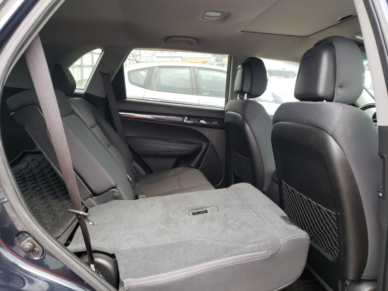 2012 Kia Sorento - Image 11