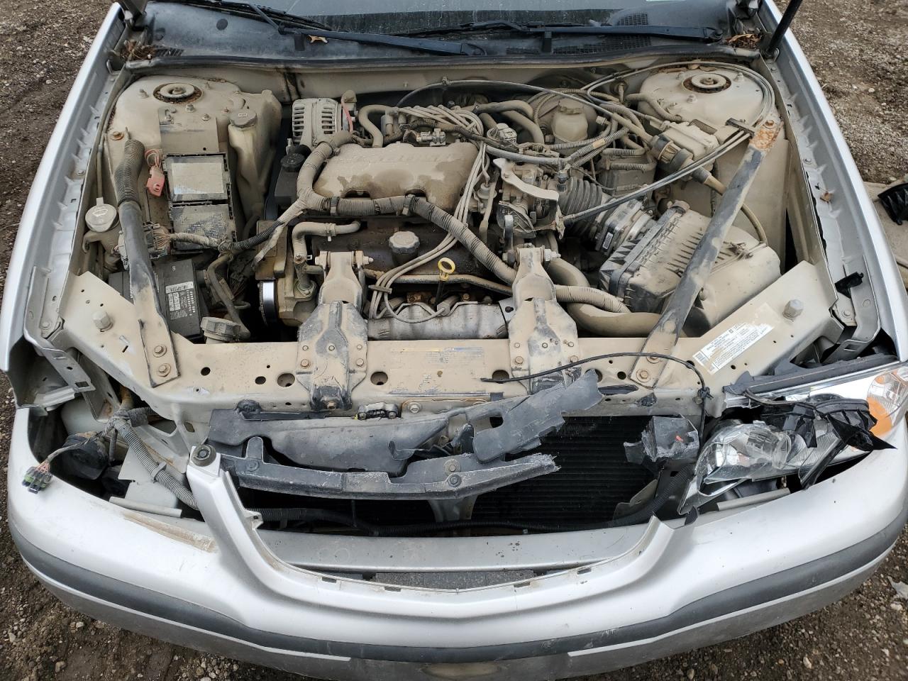 2005 Chevrolet Impala - Image 11