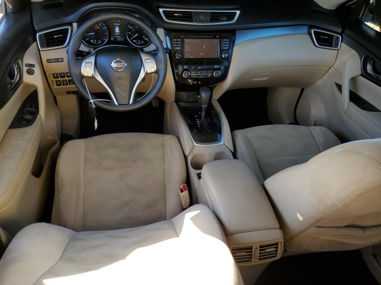 2016 Nissan Rogue - Image 8
