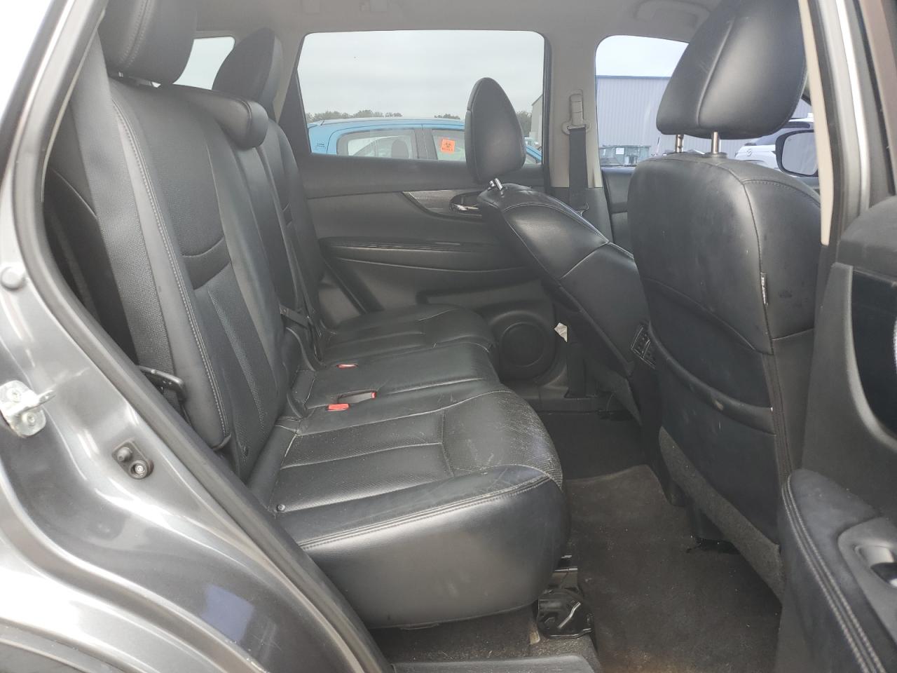 2014 Nissan Rogue - Image 11