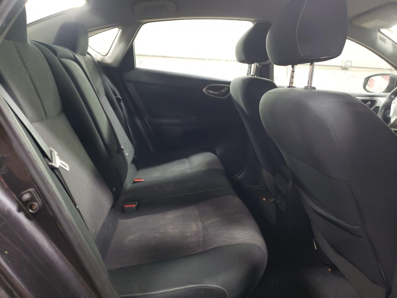 2014 Nissan Sentra - Image 10