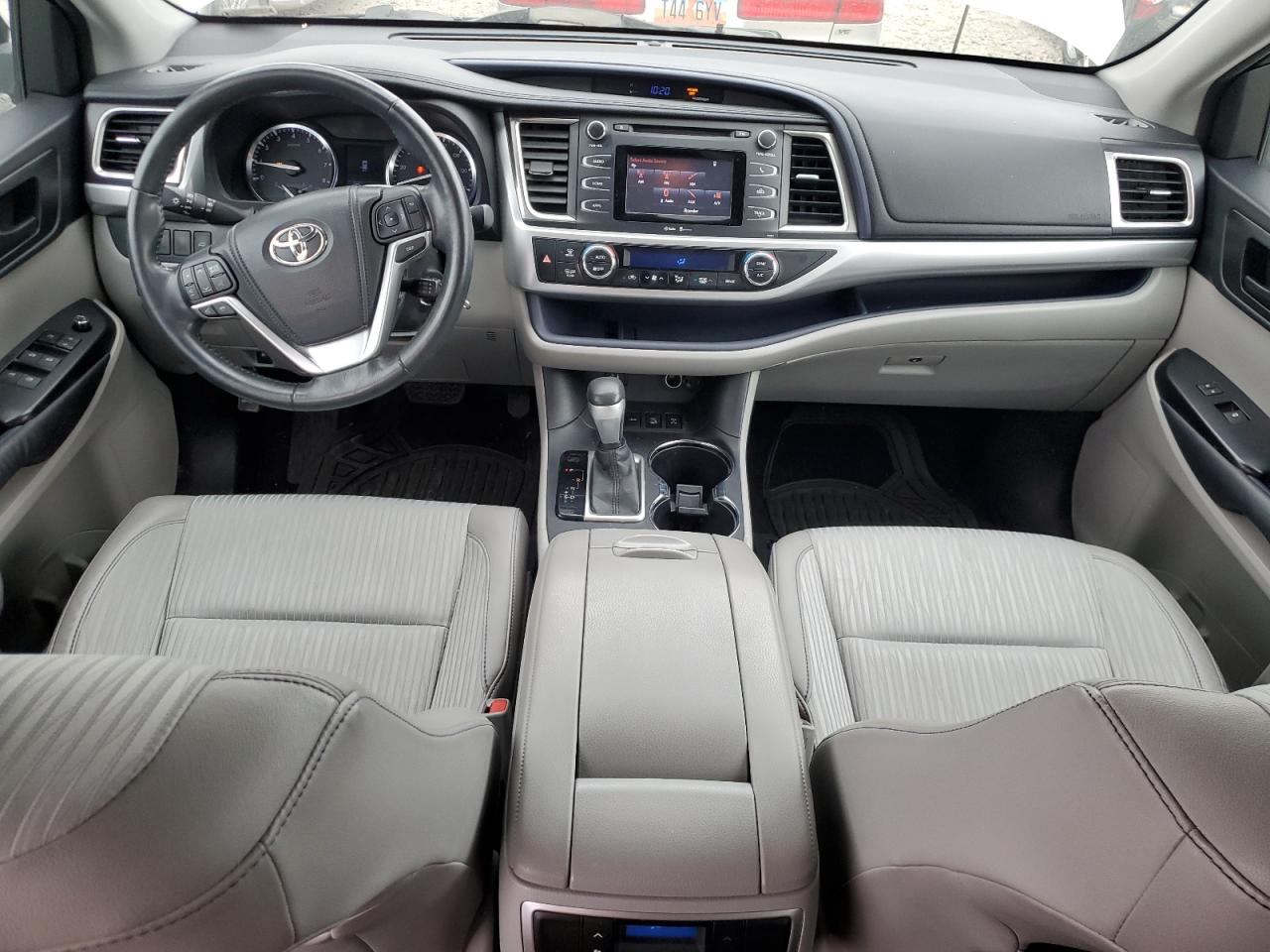 2014 Toyota Highlander - Image 8