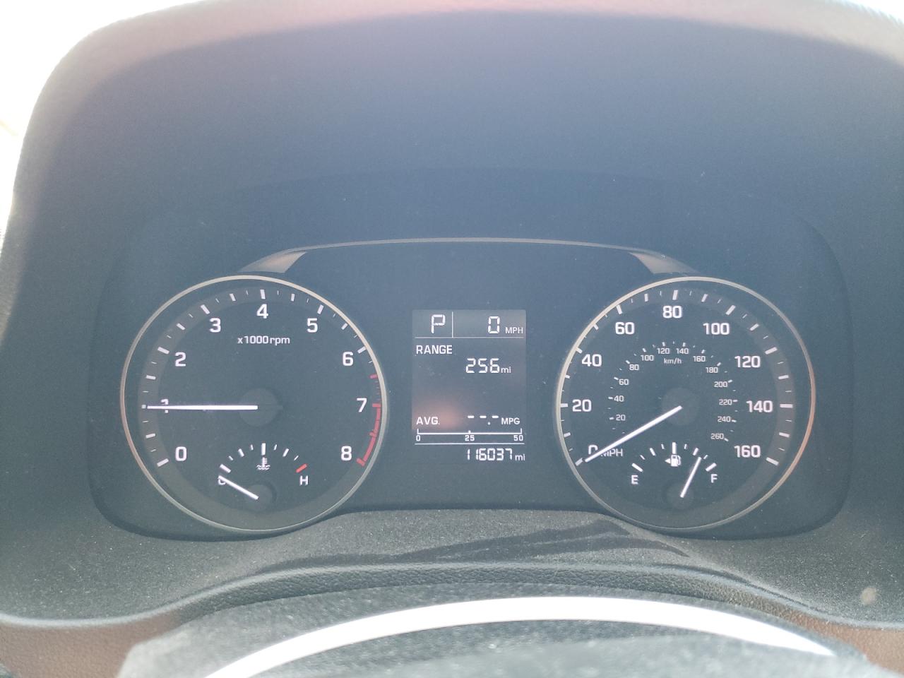 2017 Hyundai Elantra - Image 9