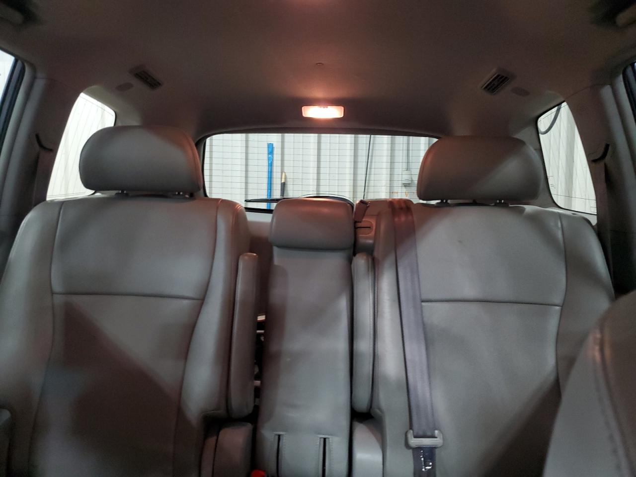2013 Toyota Highlander - Image 10