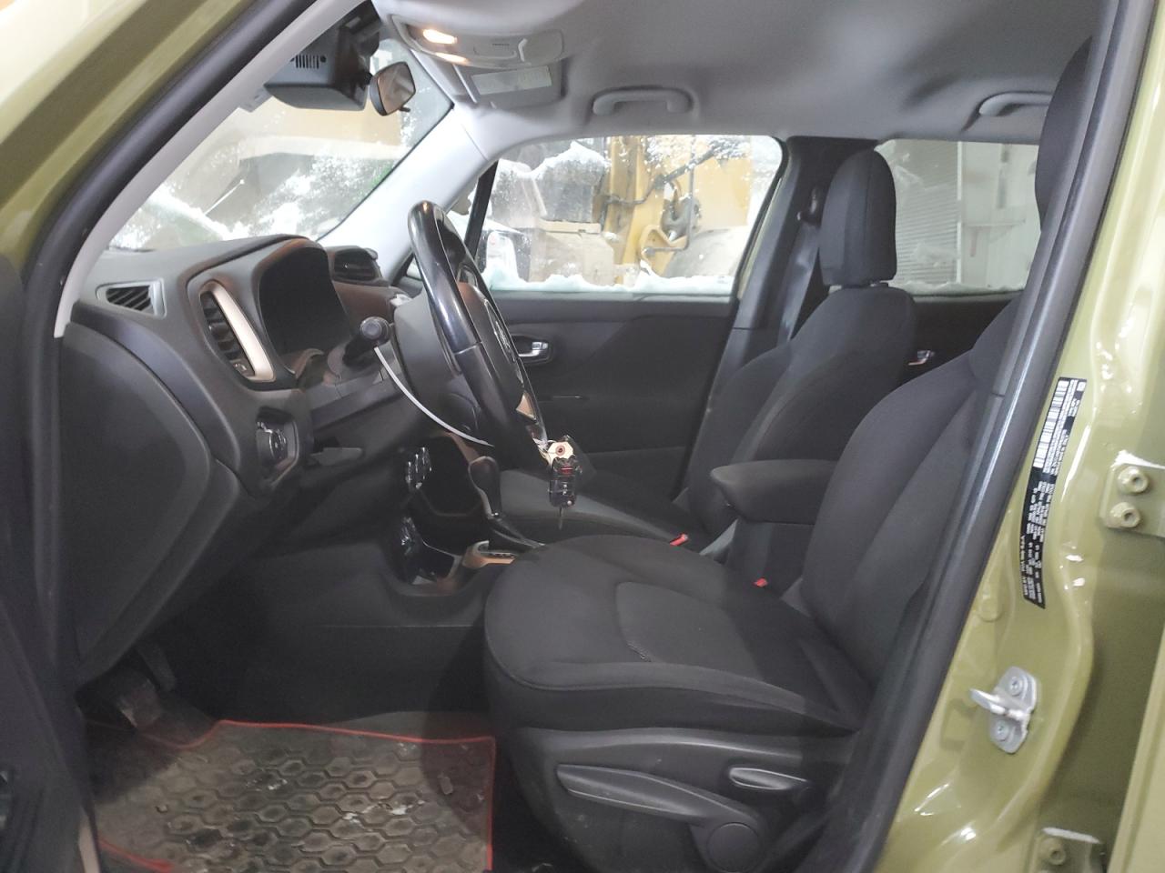 2015 Jeep Renegade - Image 7