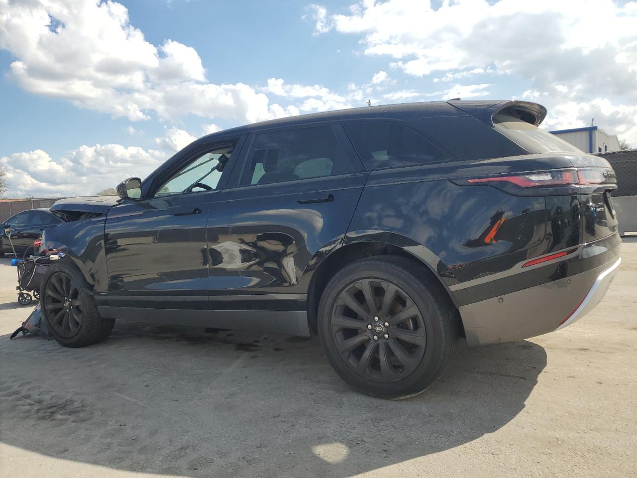 2018 Land Rover Range Rover - Image 2