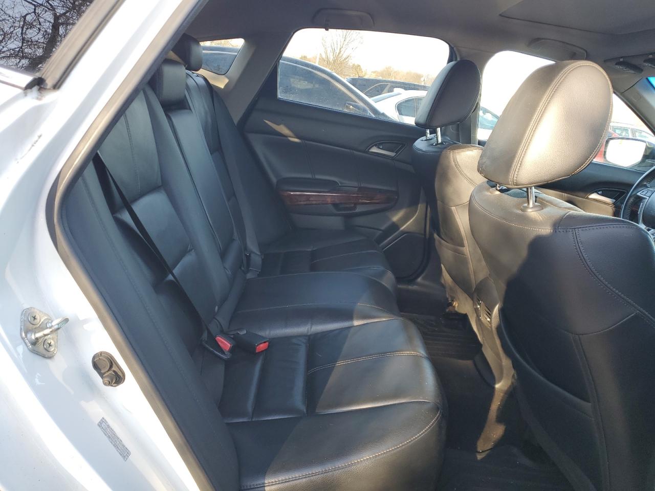 2010 Honda Accord - Image 10