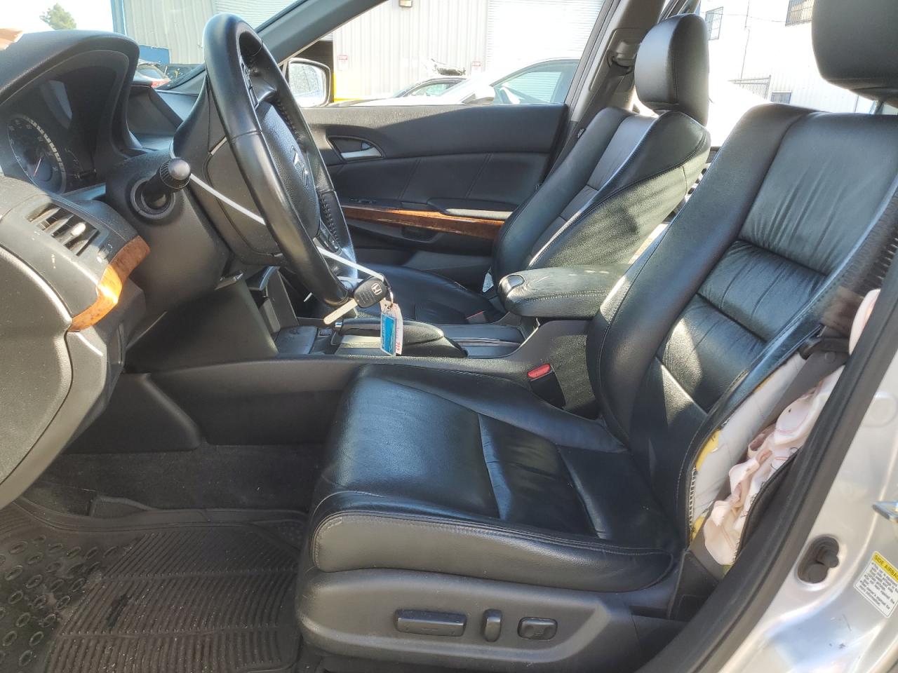 2011 Honda Accord - Image 7