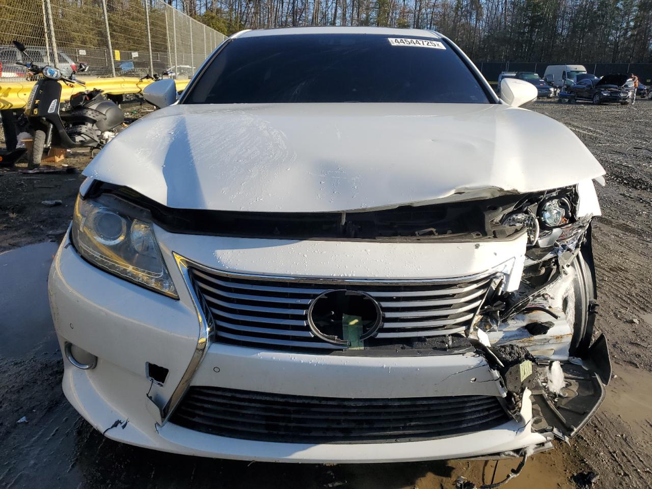 2013 Lexus ES - Image 5