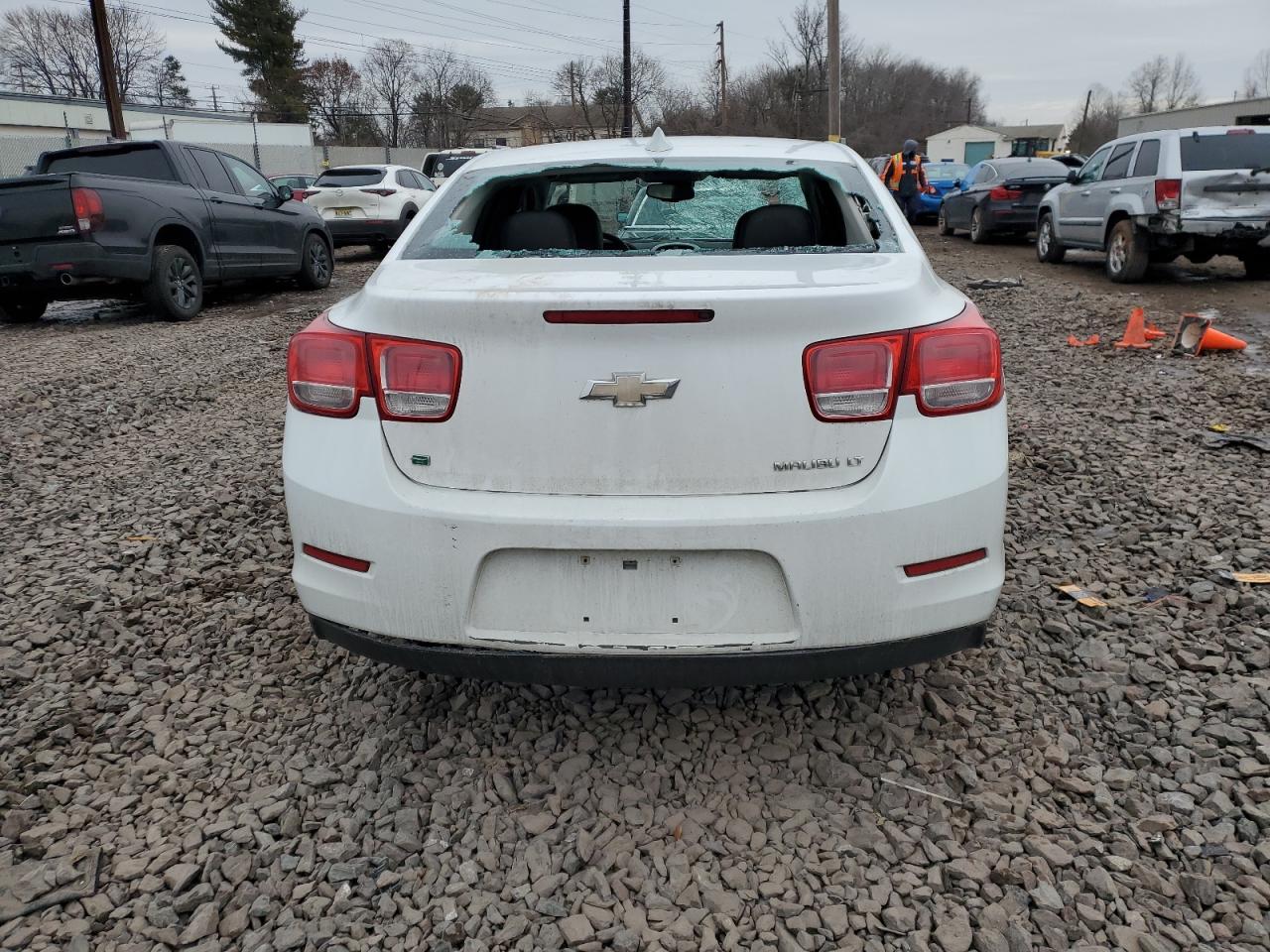 2016 Chevrolet Malibu - Image 6