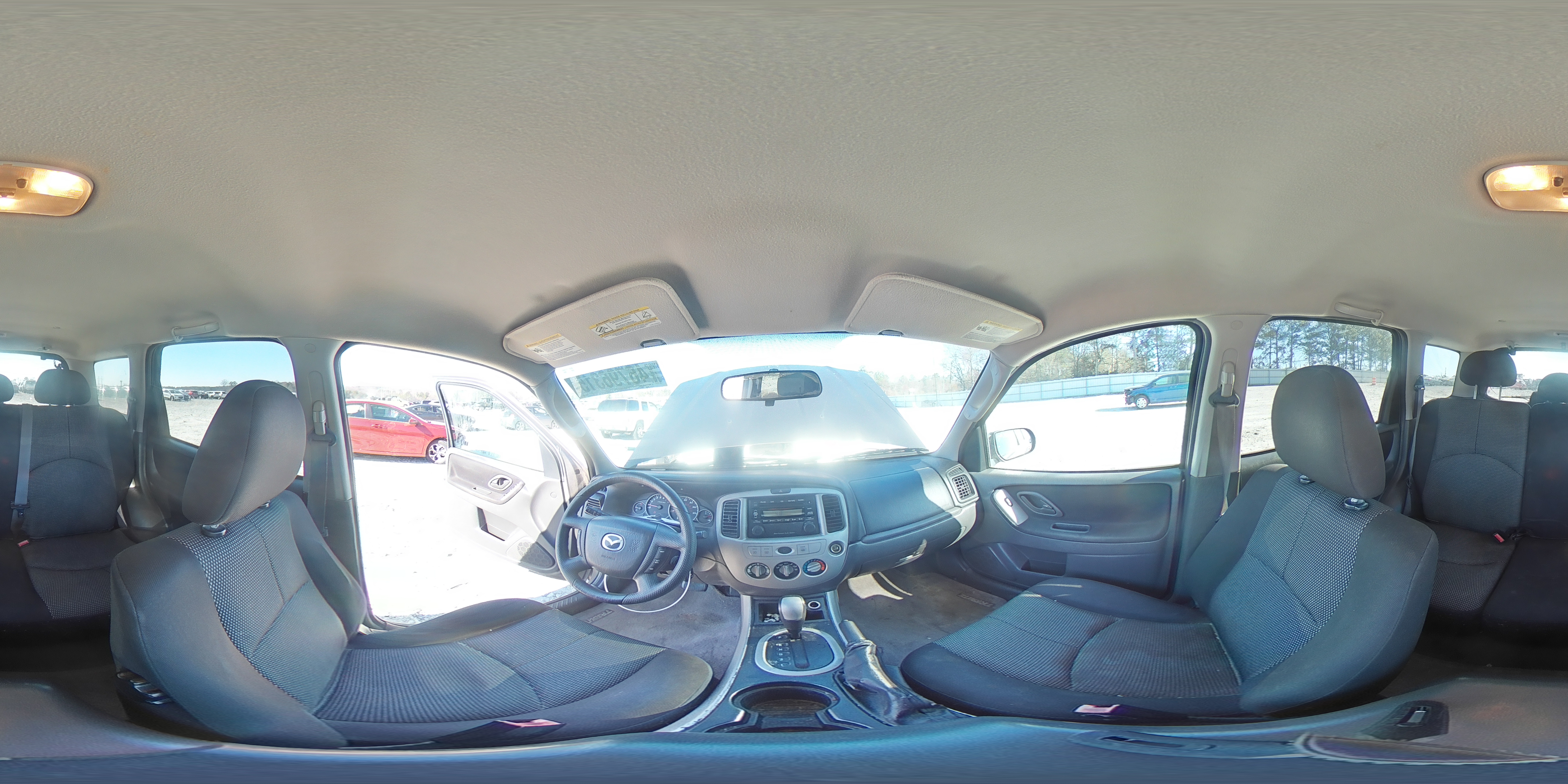2006 Mazda Tribute - Image 13