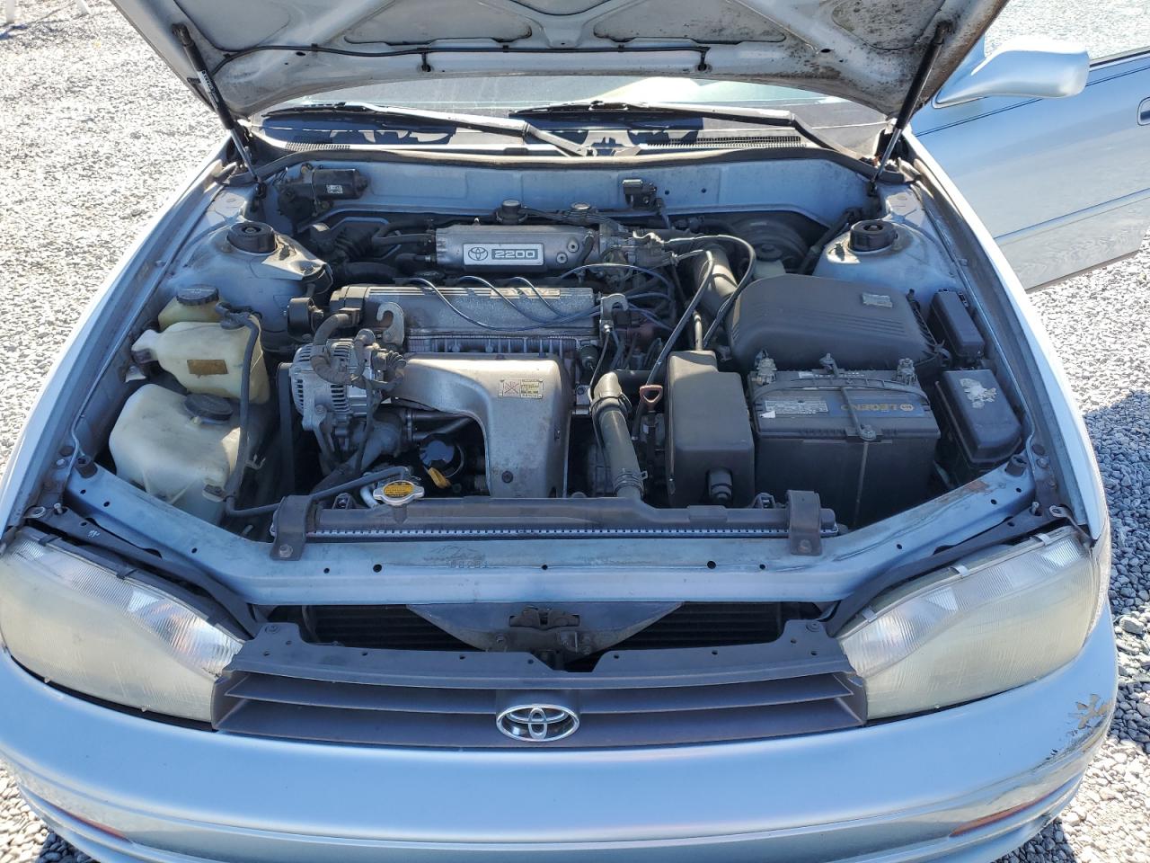 1992 Toyota Camry - Image 12