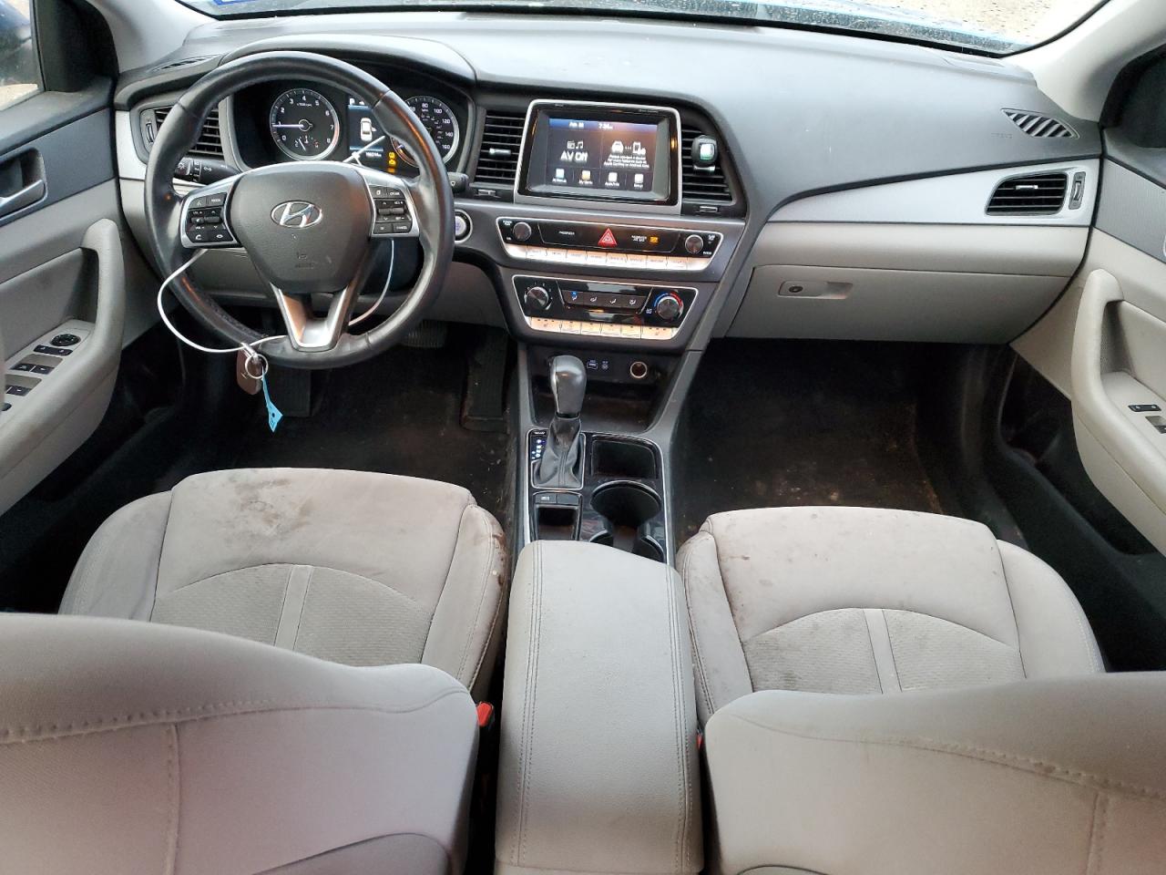 2018 Hyundai Sonata - Image 8