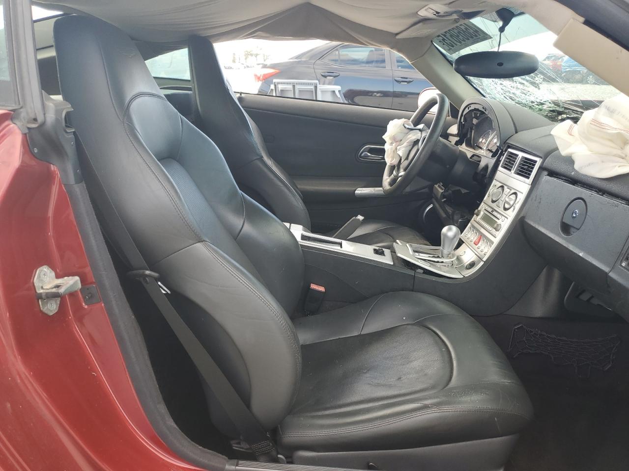 2004 Chrysler Crossfire - Image 10