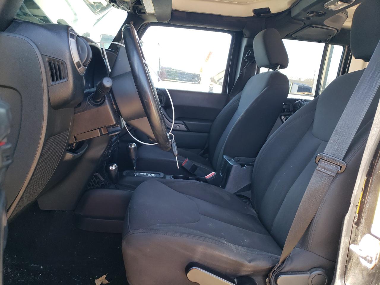 2015 Jeep Wrangler - Image 7
