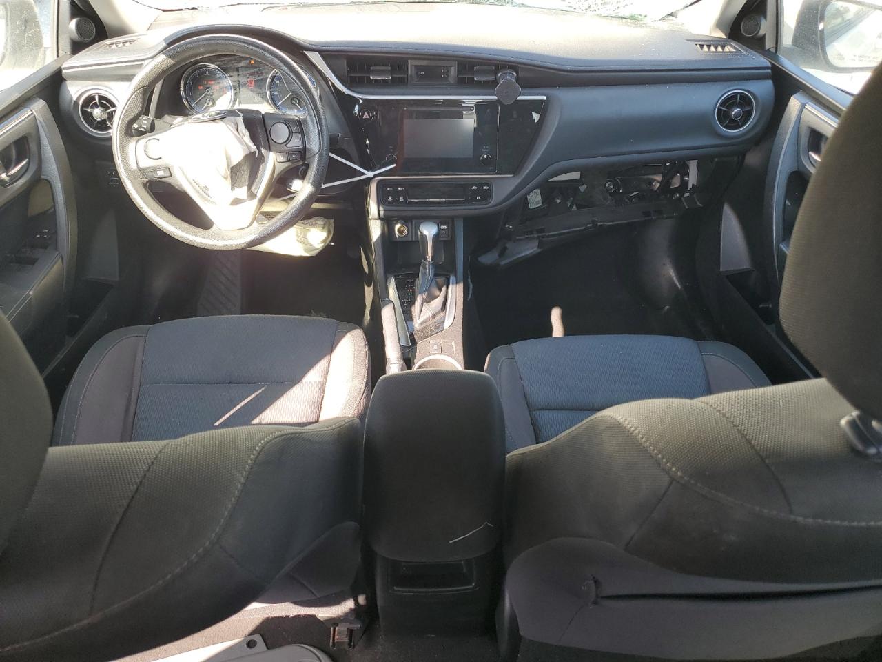 2018 Toyota Corolla - Image 8