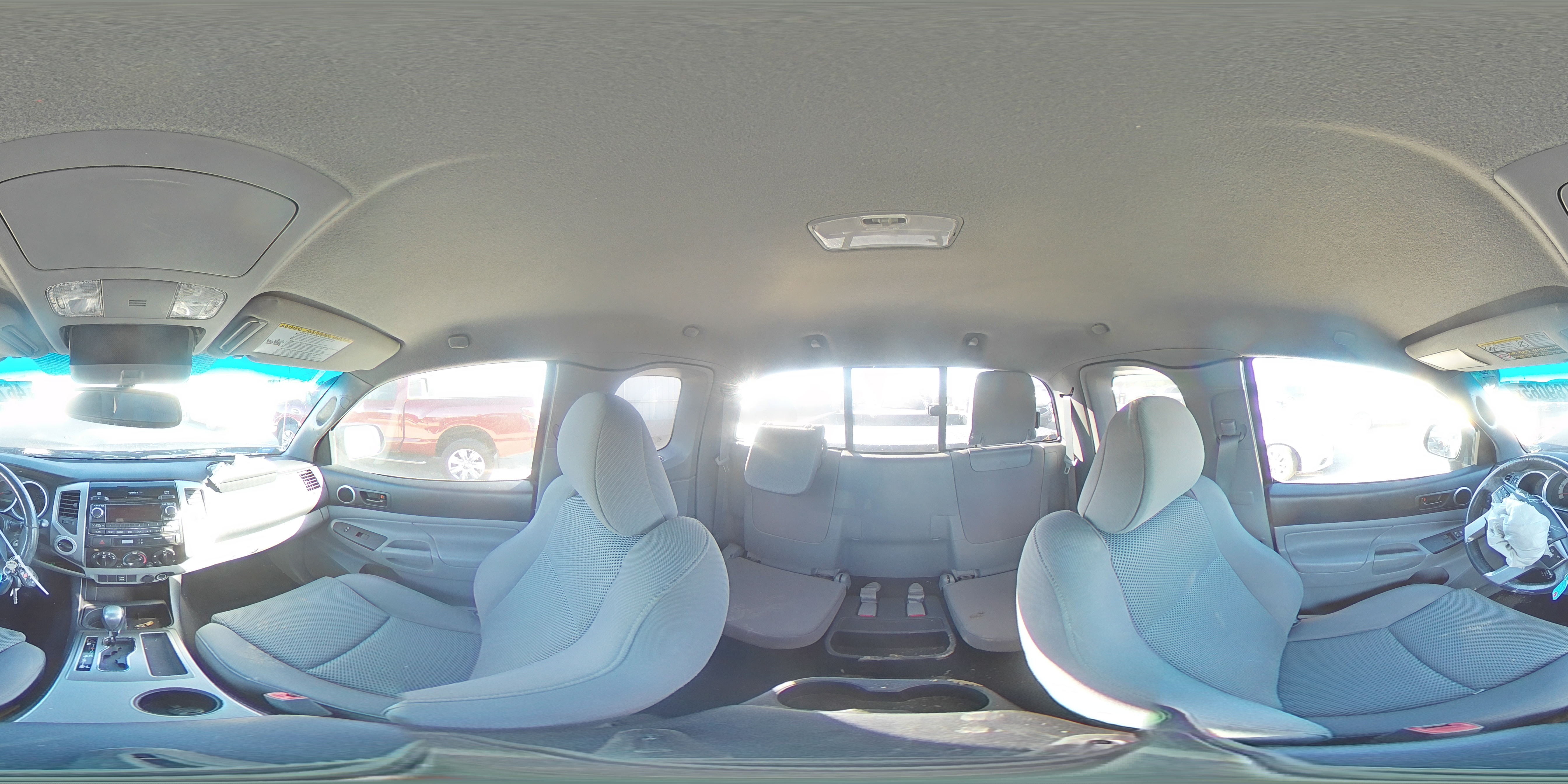 2012 Toyota Tacoma - Image 13