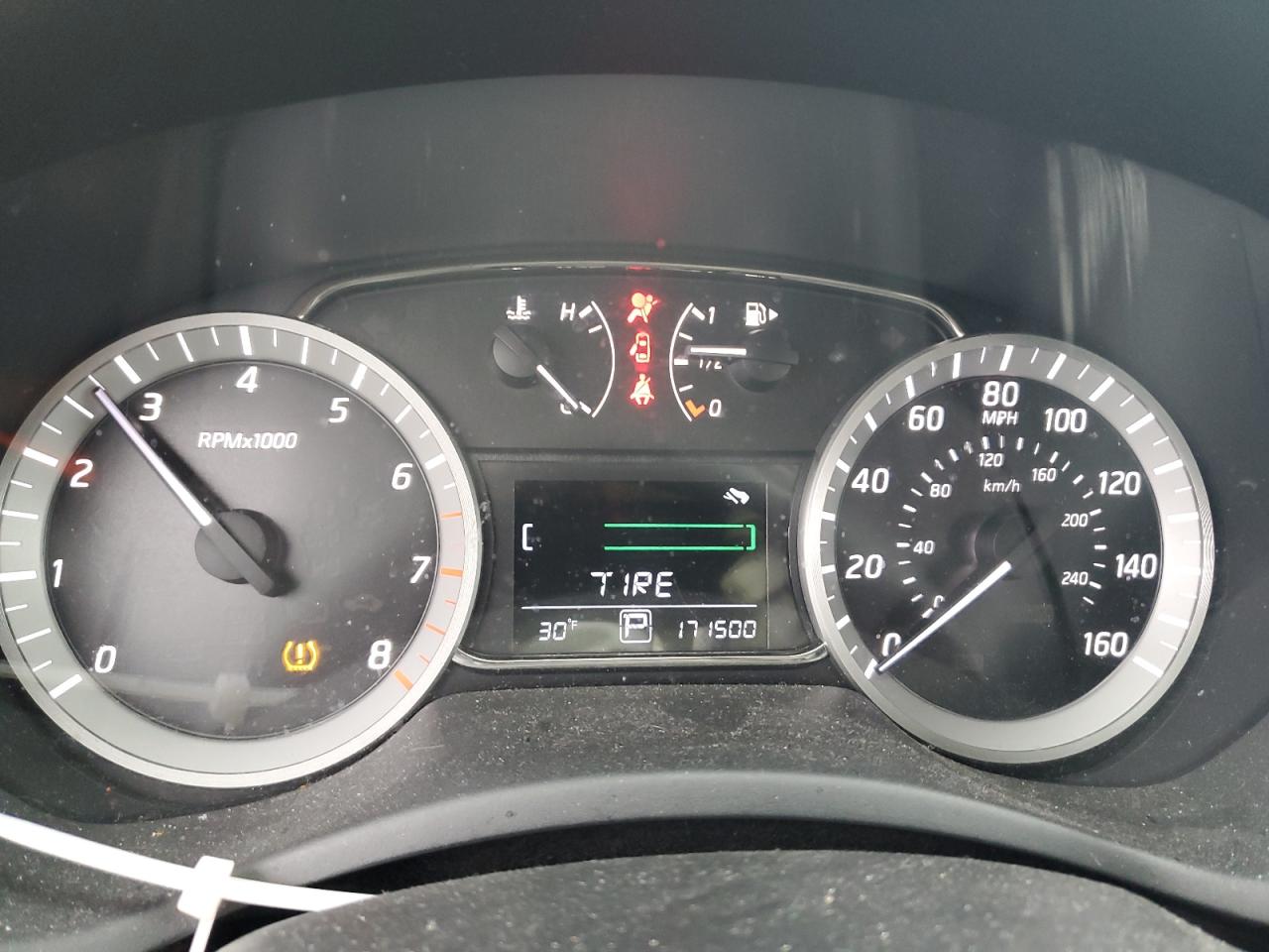 2015 Nissan Sentra - Image 9