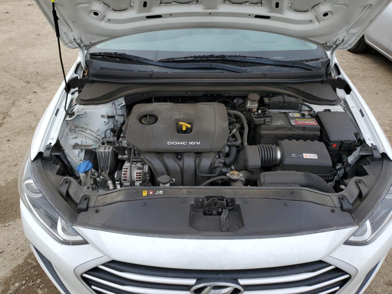 2018 Hyundai Elantra - Image 11