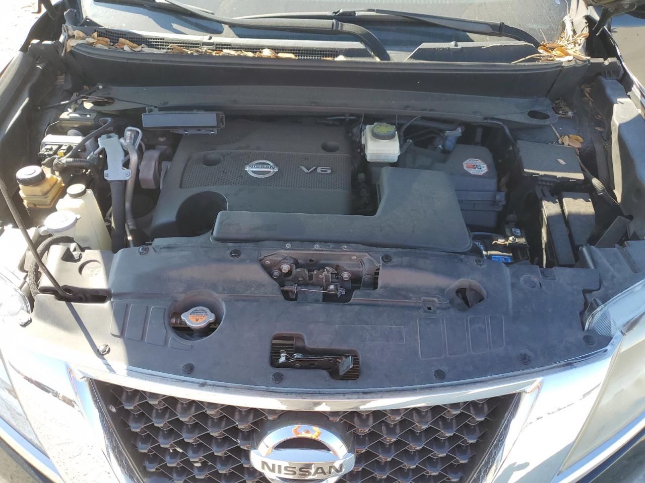 2013 Nissan Pathfinder - Image 12