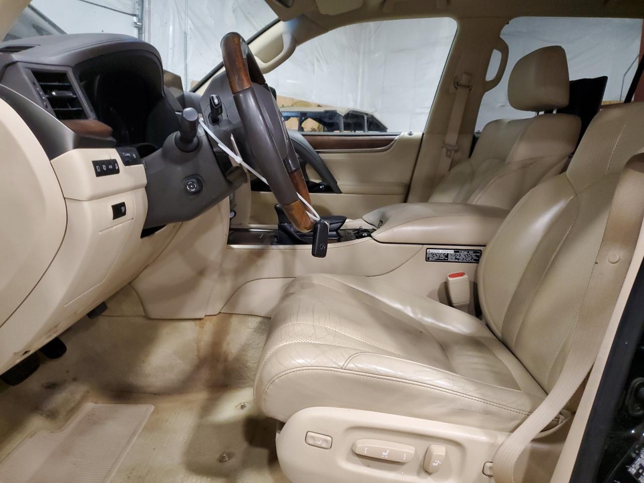 2017 Lexus LX - Image 7