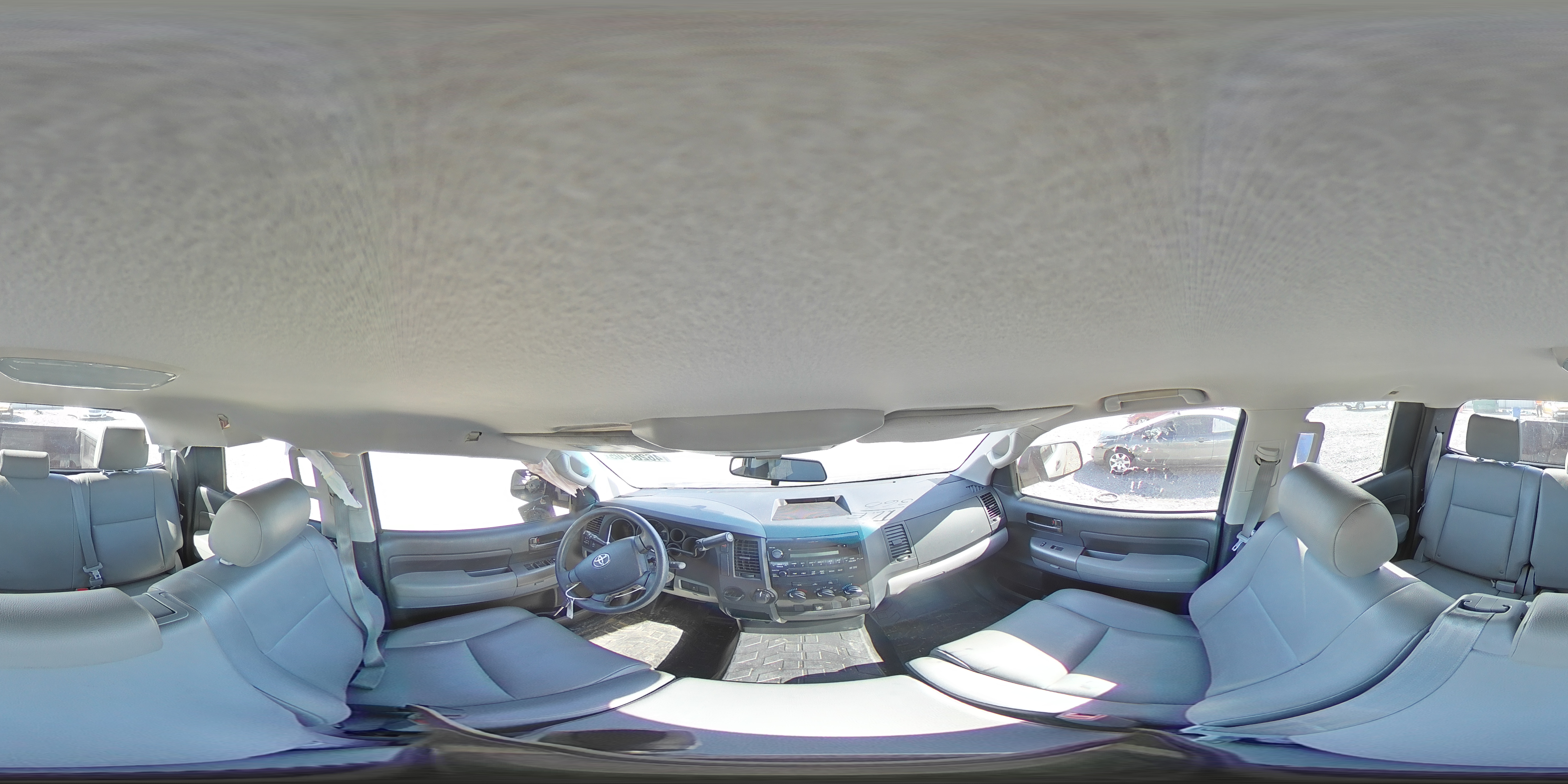 2013 Toyota Tundra - Image 12