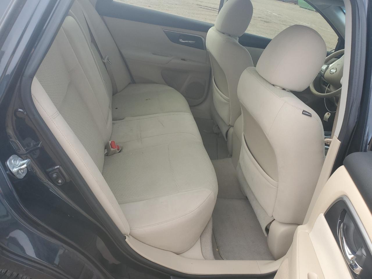 2014 Nissan Altima - Image 10