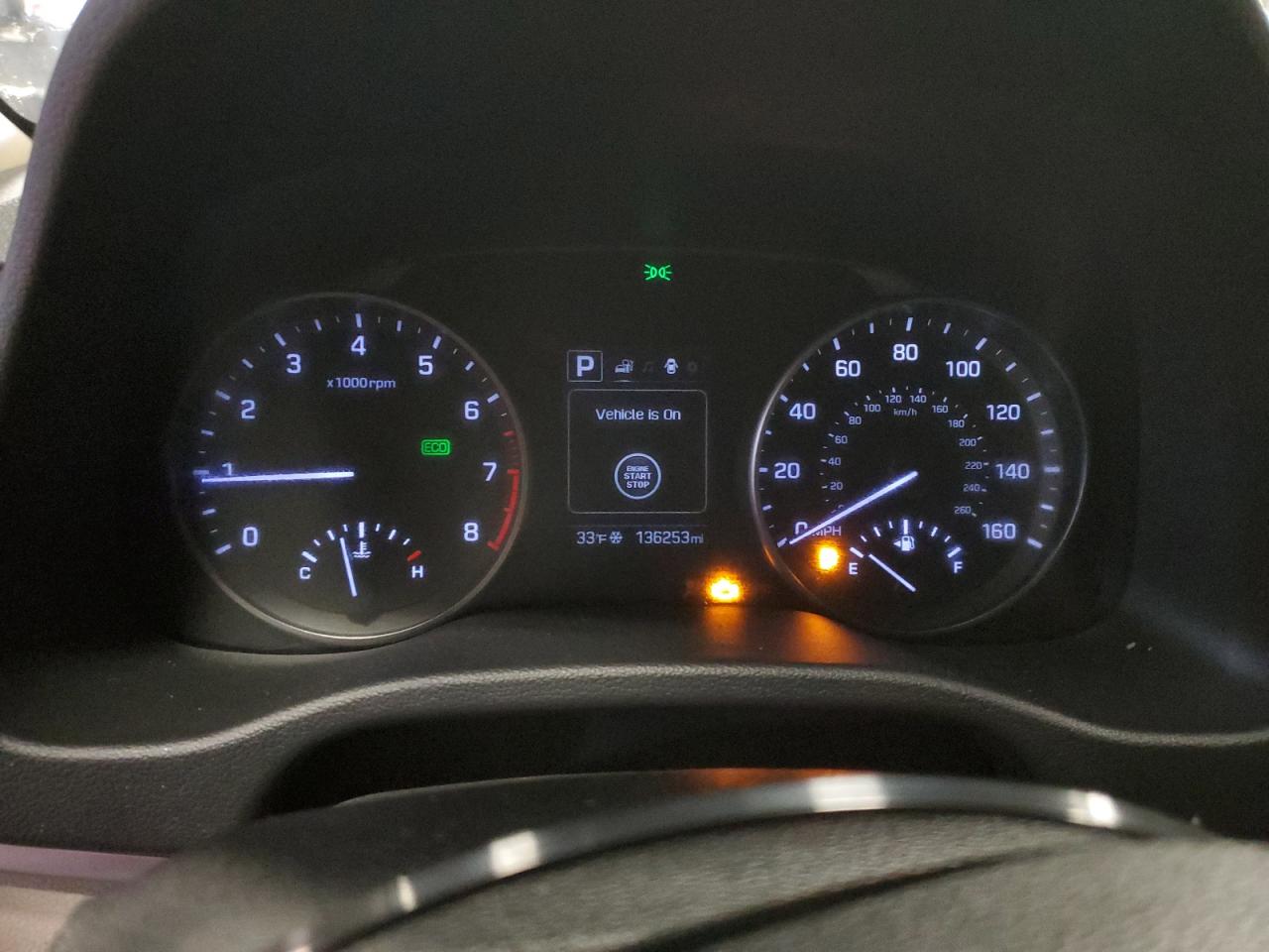 2017 Hyundai Elantra - Image 9