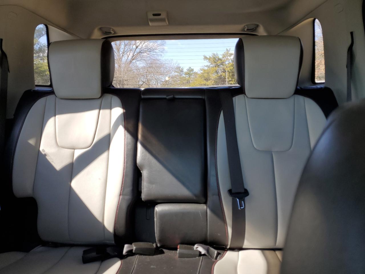 2010 GMC Terrain - Image 10