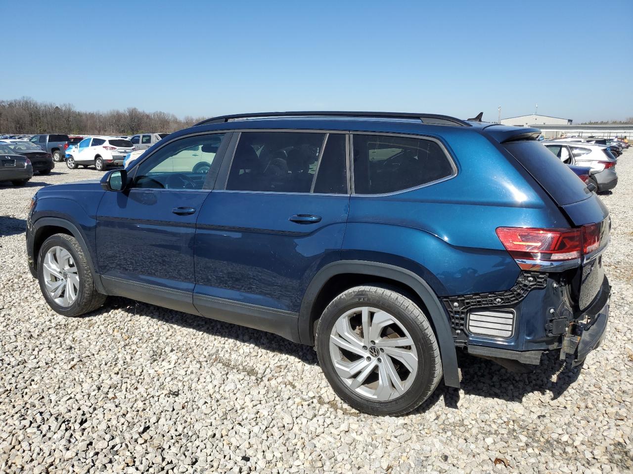 2021 Volkswagen Atlas - Image 2