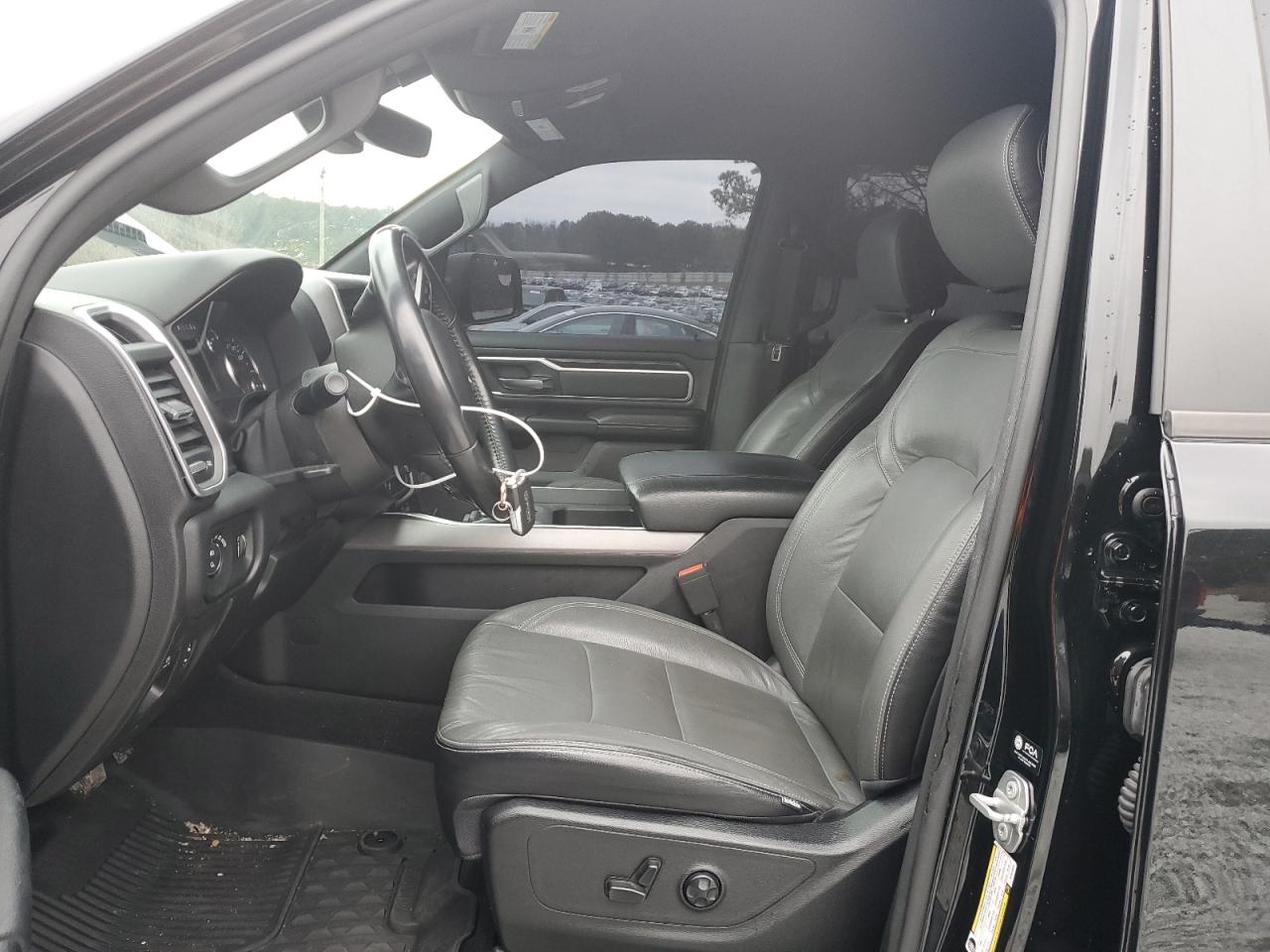 2021 RAM 1500 - Image 7
