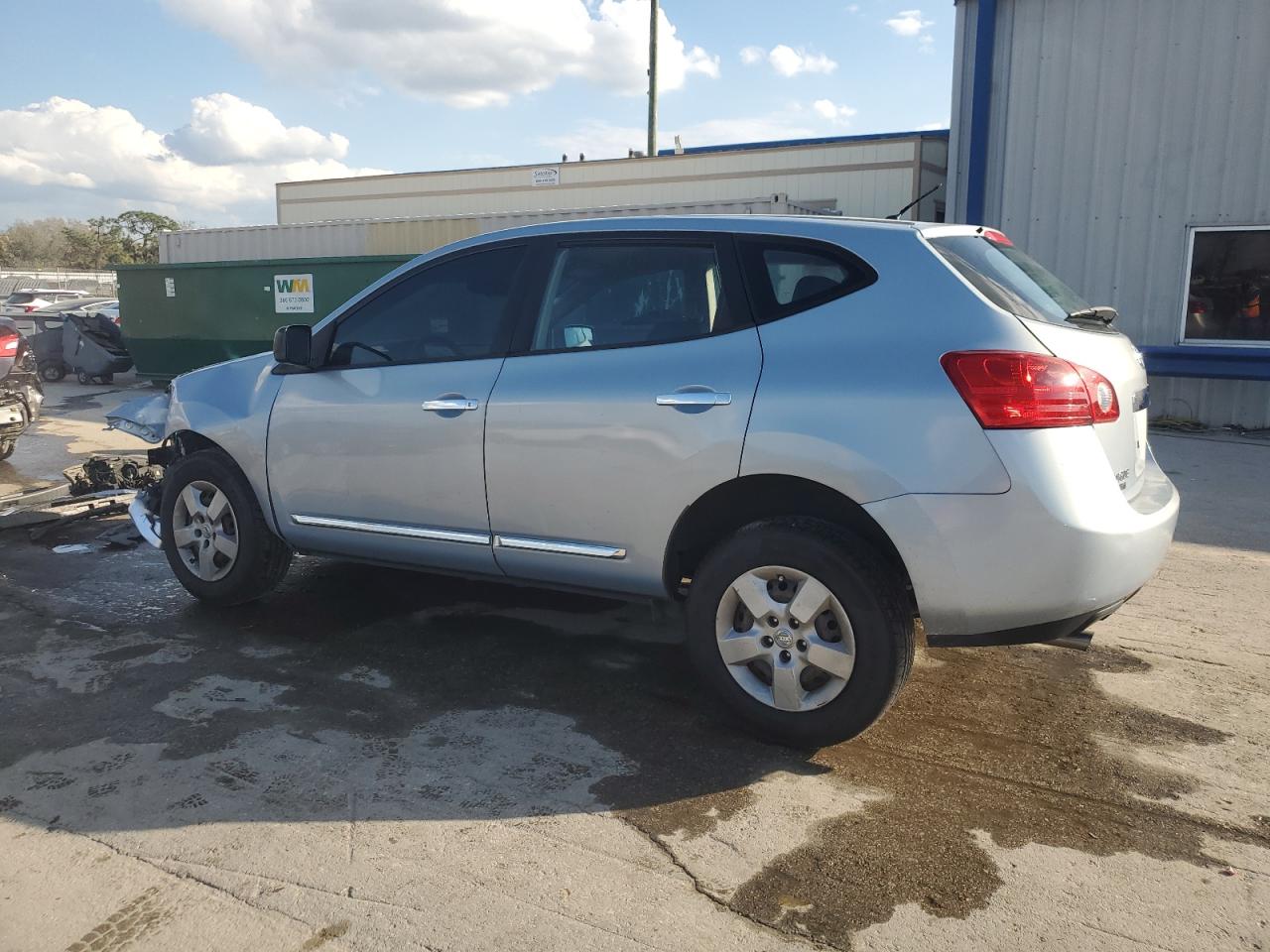 2014 Nissan Rogue - Image 2