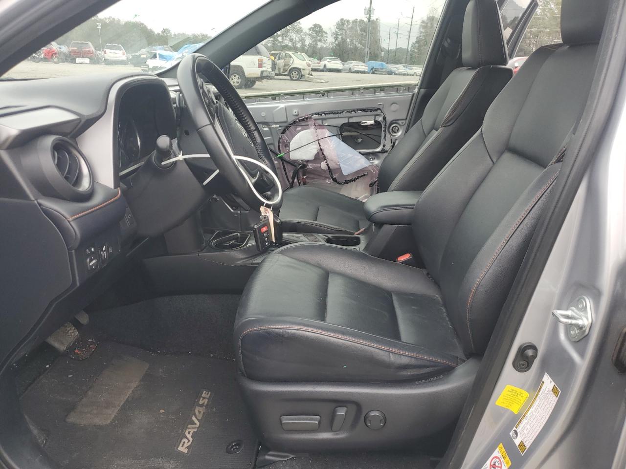 2018 Toyota RAV 4 - Image 7