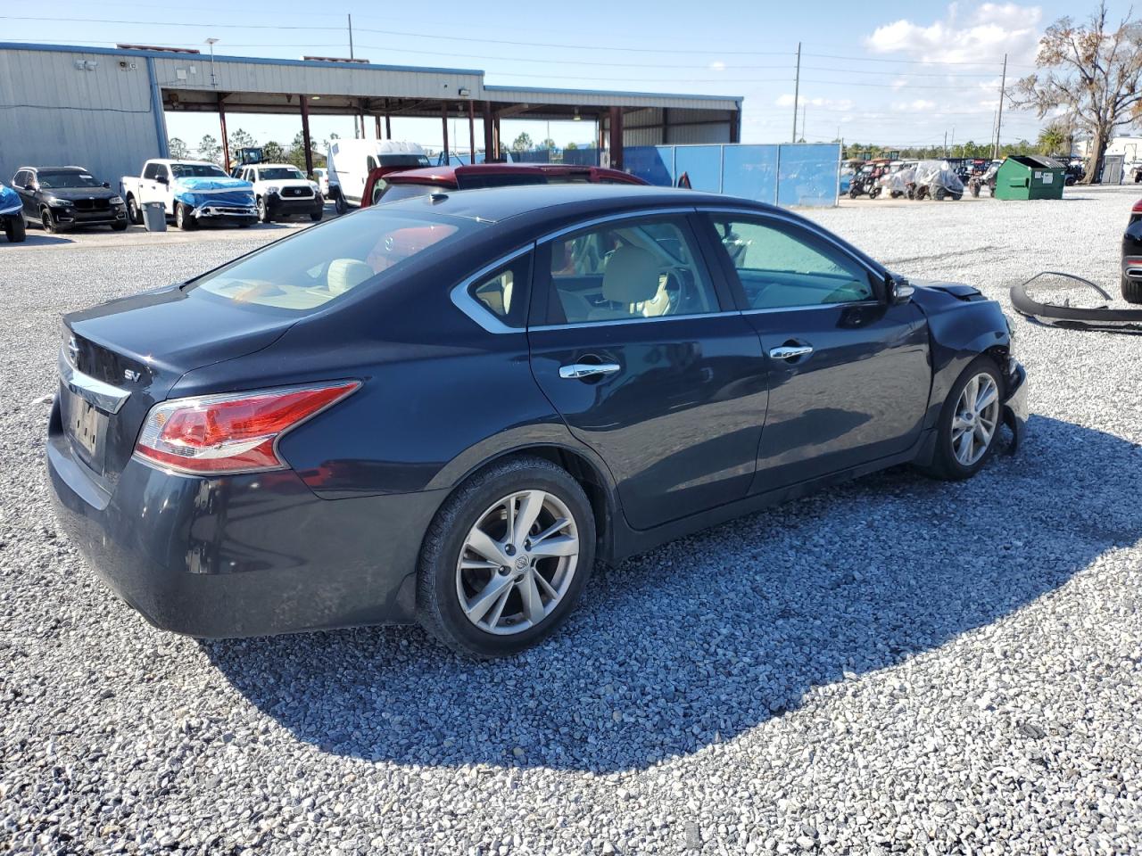 2015 Nissan Altima - Image 3