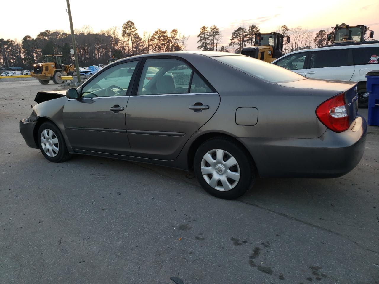 2003 Toyota Camry - Image 2