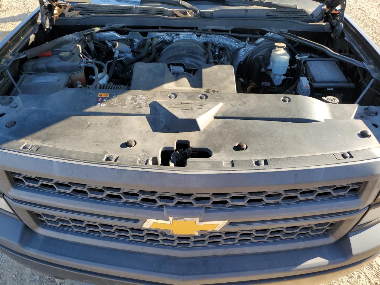 2014 Chevrolet Silverado - Image 13