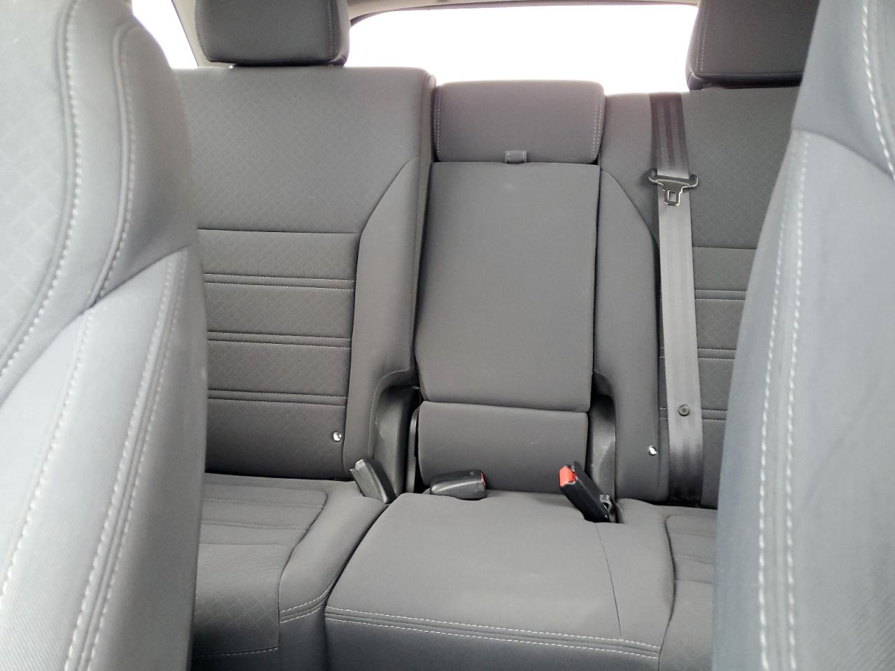 2017 Kia Sorento - Image 10