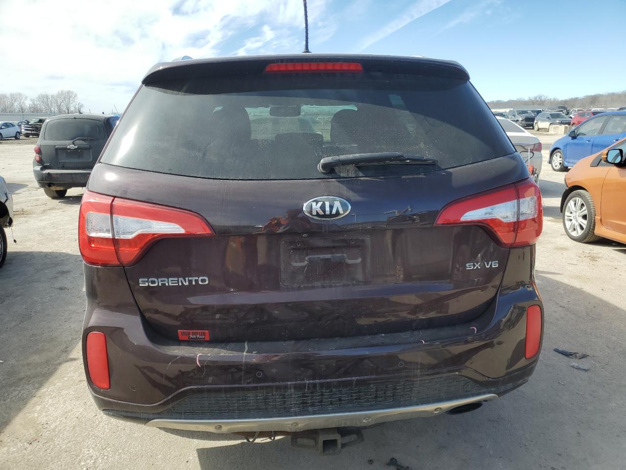 2015 Kia Sorento - Image 6
