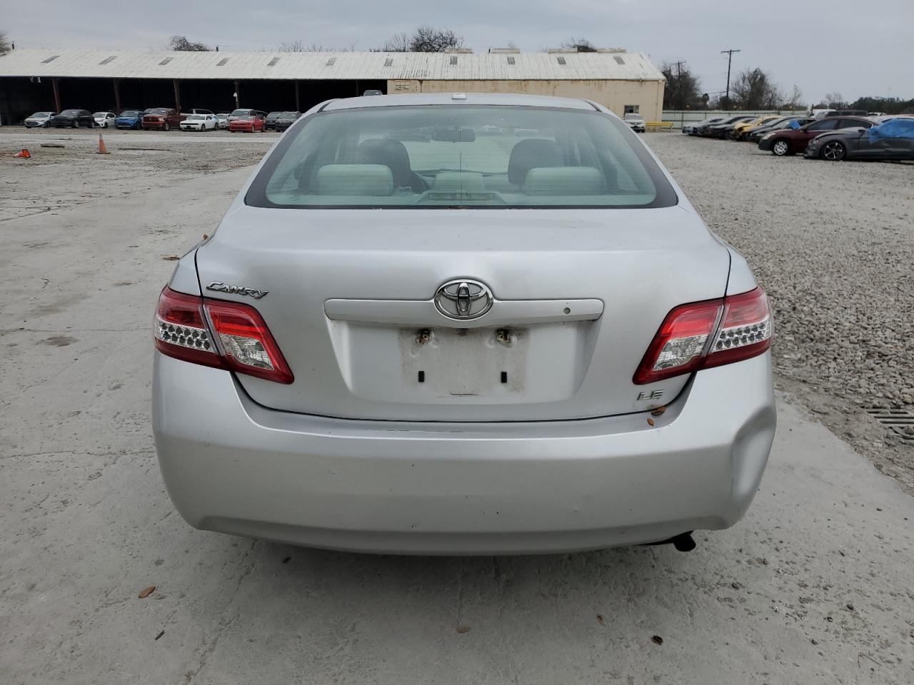 2011 Toyota Camry - Image 6