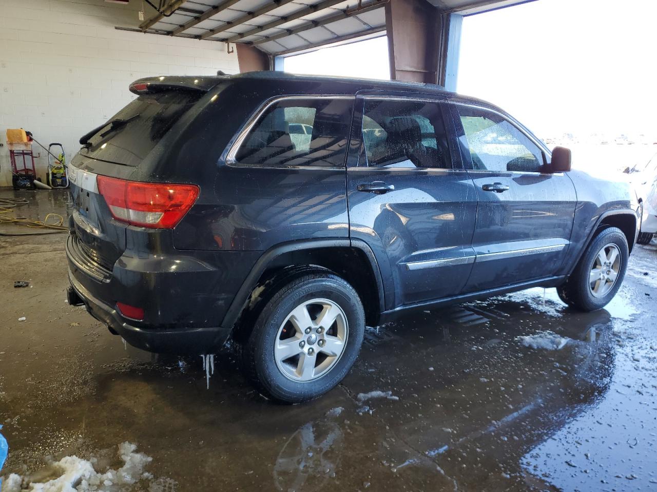 2012 Jeep Grand Cherokee - Image 3