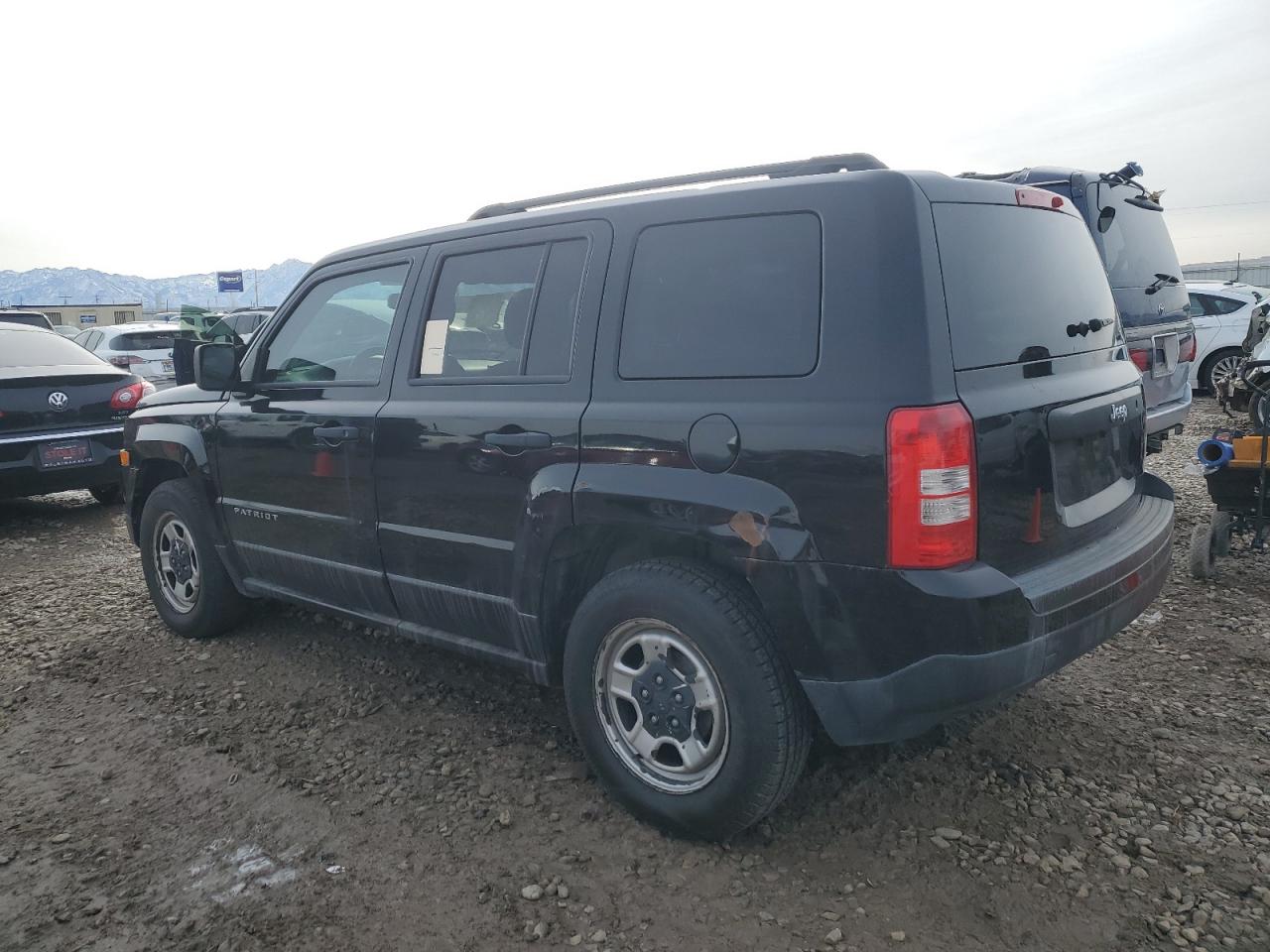 2016 Jeep Liberty (Patriot) - Image 2