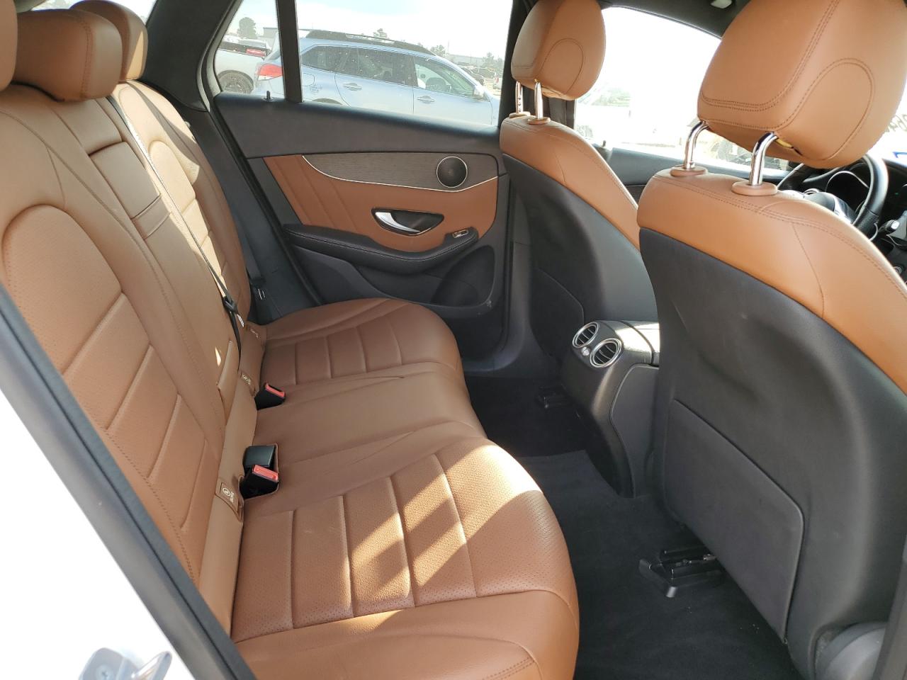 2020 Mercedes-Benz GLC - Image 11