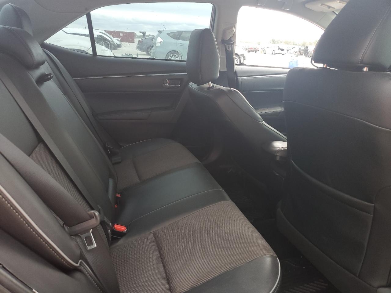2016 Toyota Corolla - Image 10