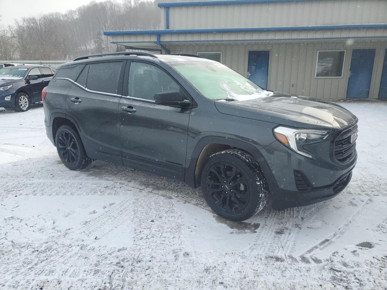 2020 GMC Terrain - Image 4