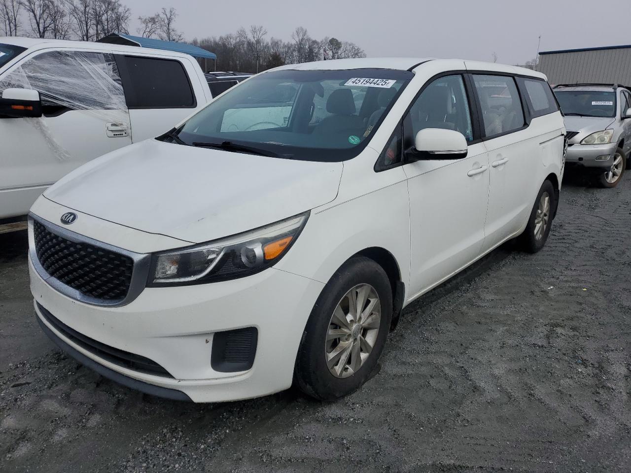 2016 Kia Sedona - Image 1