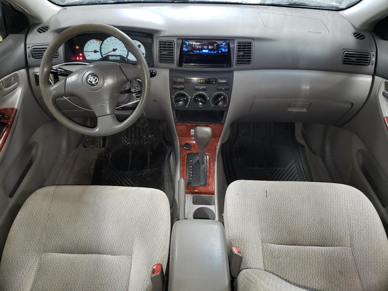 2004 Toyota Corolla - Image 8