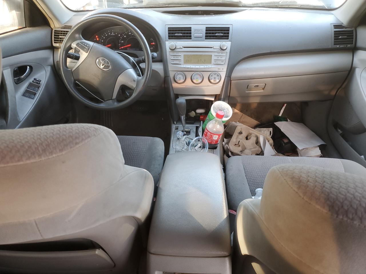 2010 Toyota Camry - Image 8