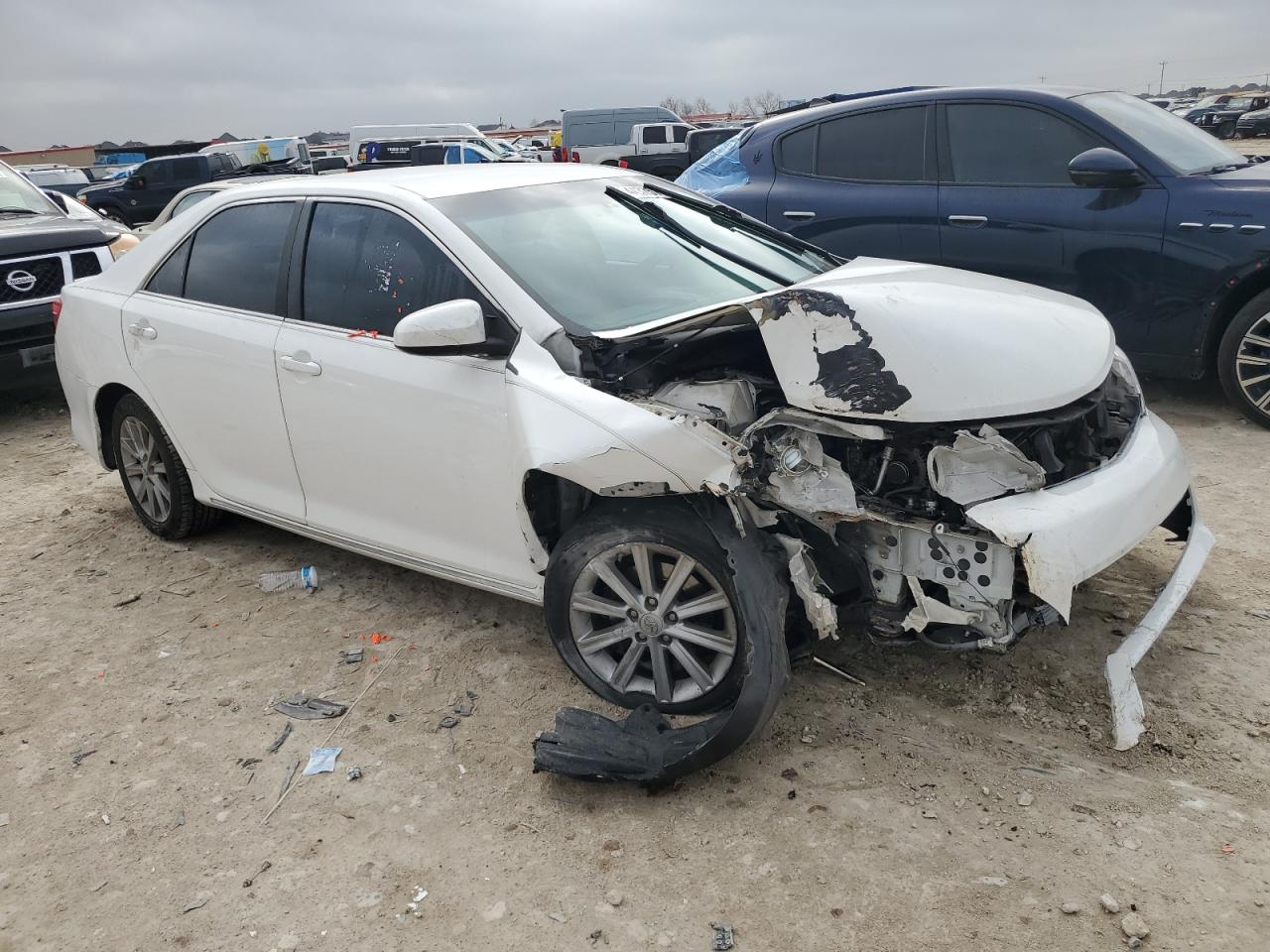 2014 Toyota Camry - Image 4