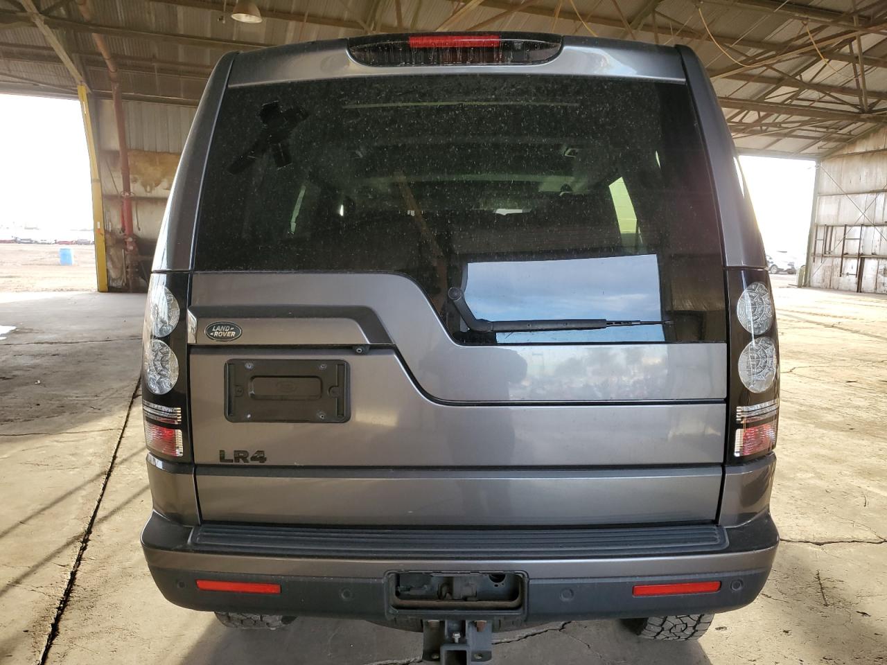 2014 Land Rover LR4 - Image 6